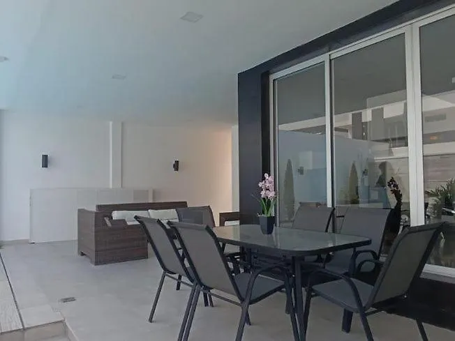 Casa En Samborondon Villa